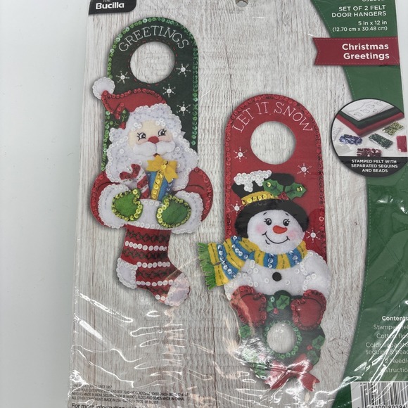 Bucilla Felt Door Hangers Kit "Christmas Greetings" Santa Snowman Felt Craft NIP - Picture 2 of 4